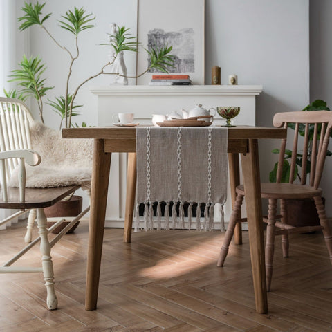 Minimalist White Line Decor Table Runner