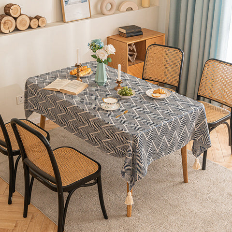 Geometric Wave Tassel Trimmed Tablecloth