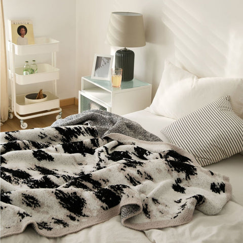 Creative Black White Fuzzy Knit Throw Blanket